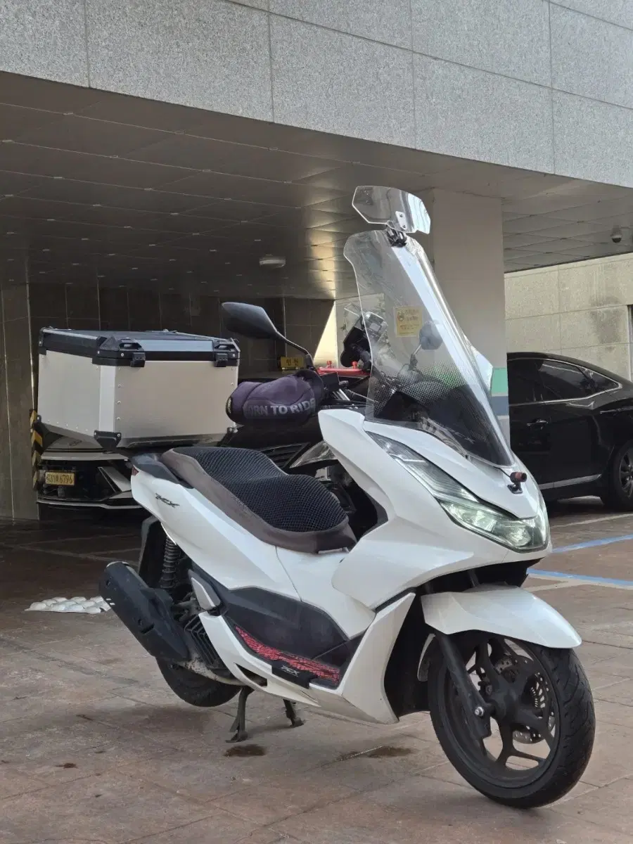 pcx125 21년식 ABS 5.2만Km 알탑셋팅 팝니다